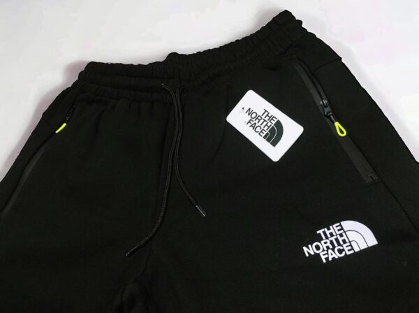 Pantalon con puño frisado The North Face. - Image 3